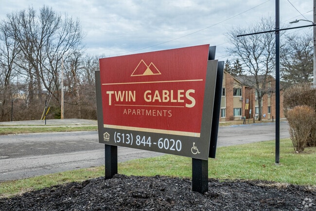 Building Photo - Twin Gables Apartments