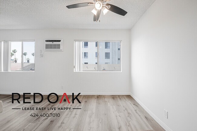 Foto del edificio - 7010 Lanewood Ave