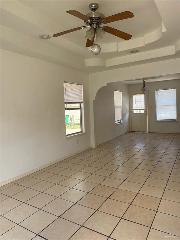 Foto del edificio - 10 West Dr