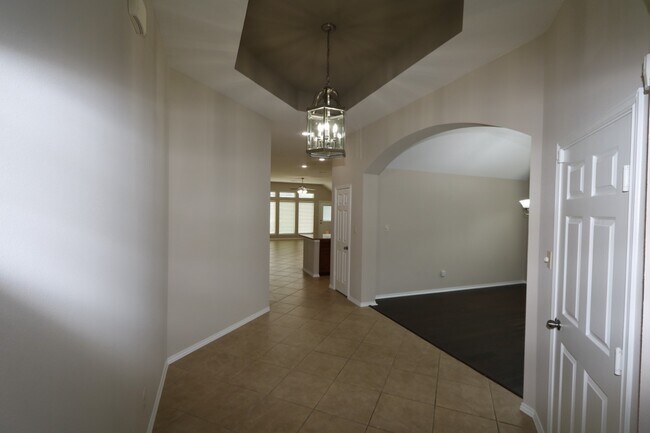 Building Photo - 2531 Llano Springs Dr