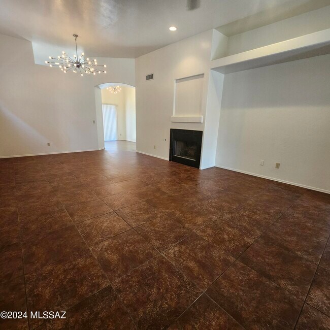 Foto del edificio - 4144 E Cll Cambujo