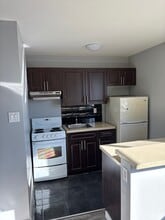 Building Photo - 250 Furby St