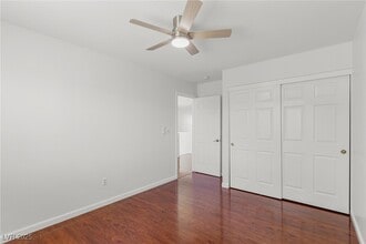 Building Photo - 11135 Alora St