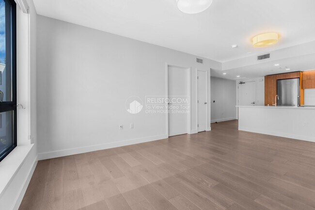 Building Photo - 1300 22nd St