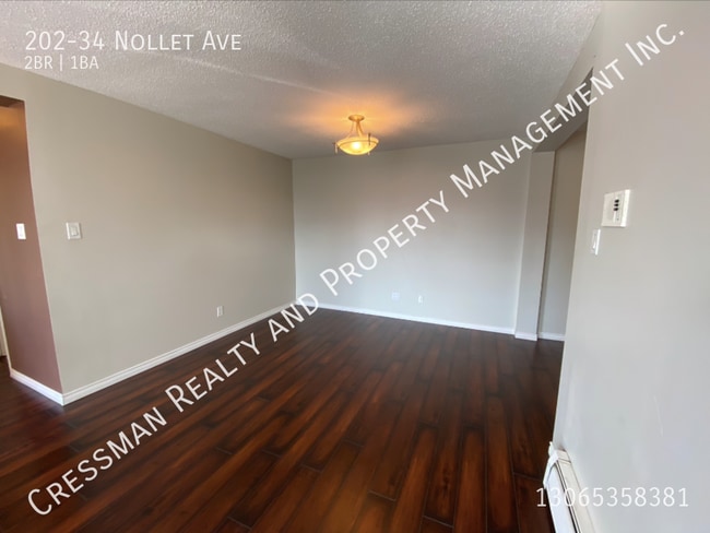 Building Photo - 2 Bedroom Condo in Normanview West