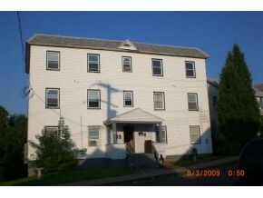 Primary Photo - 42 Holland St
