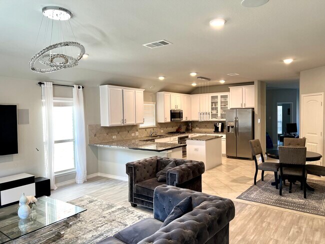 Kitchen - 10217 Tahoka Pl