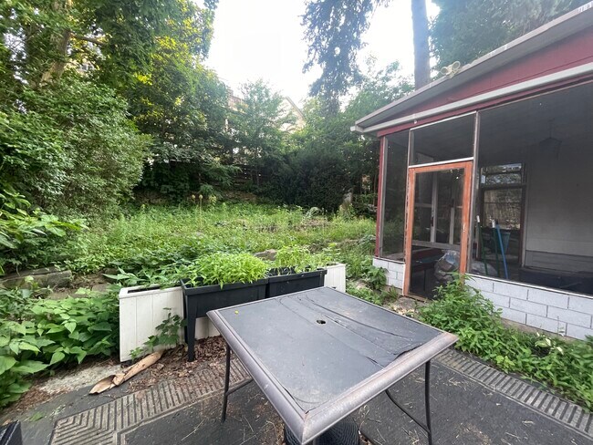 Foto del edificio - 5758 Mosholu Ave
