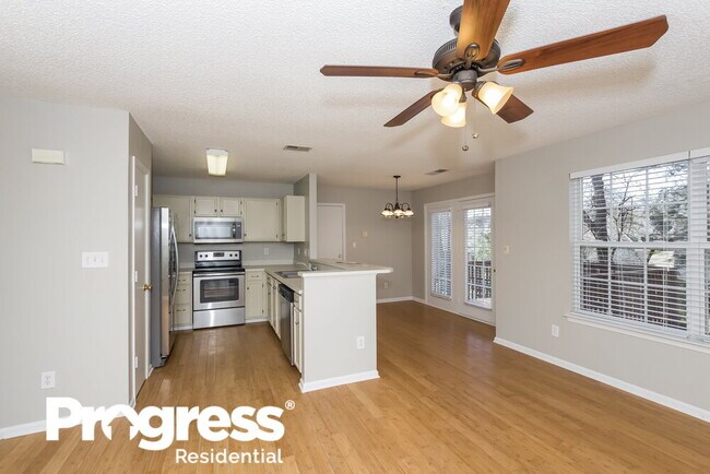 Foto del edificio - 925 Treasure Pl SW
