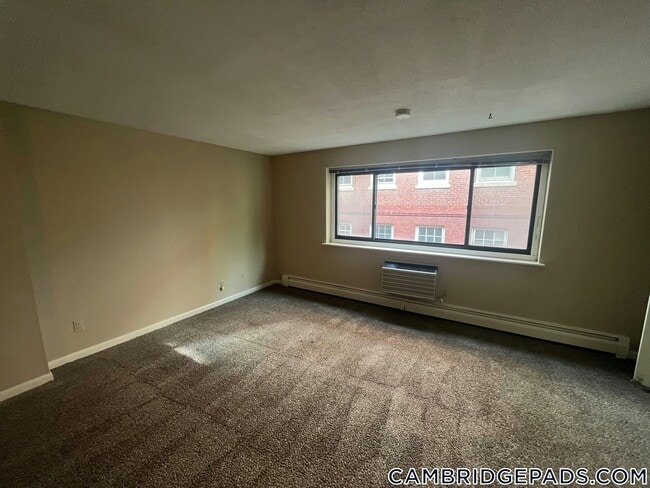 Building Photo - 375 Harvard St