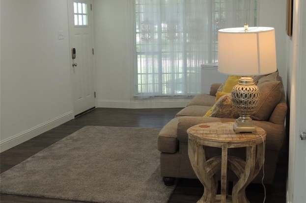 Building Photo - 3527 Brookfield Dr