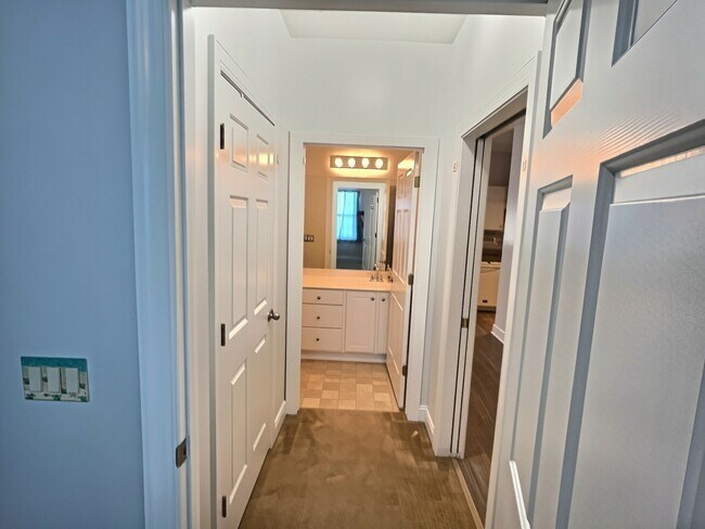 Foto del edificio - 4933 Crab Pond Ct