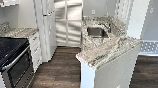 Foto del edificio - 1009 Autumn Woods Ln