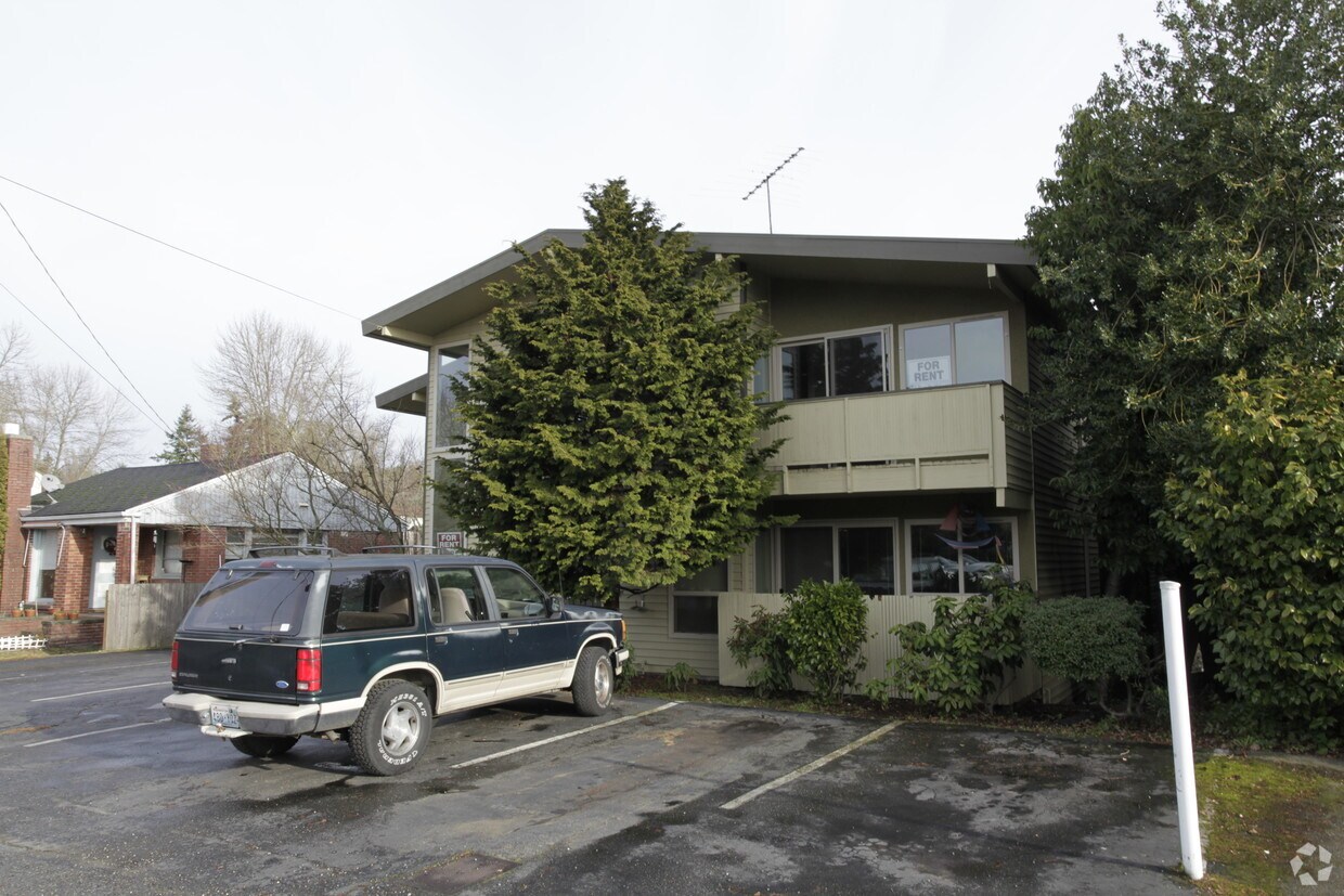 Foto del edificio - 12348 33rd Ave NE