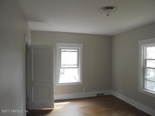 Building Photo - 390 Woodbine Ave SE