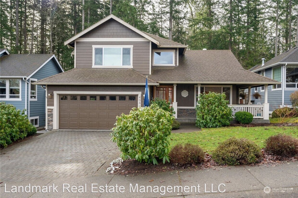 3 br, 2.5 bath House 4054 Springland Court House Rental in