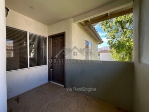 Building Photo - 1825 W Ray Rd