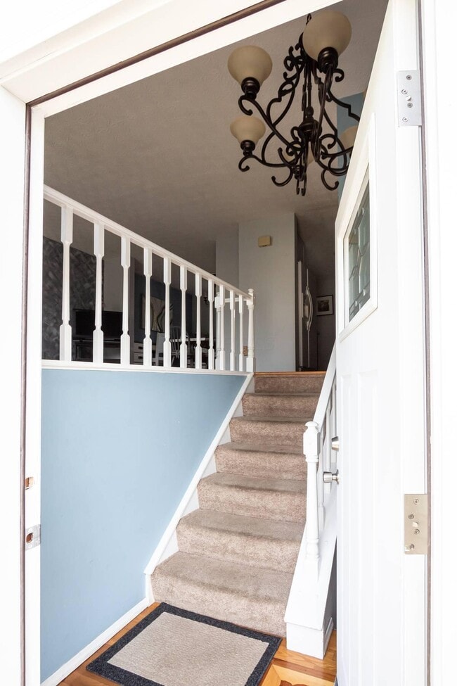Building Photo - 3886 Farm Brook Ln