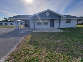 Building Photo - 16352 S Hwy 475