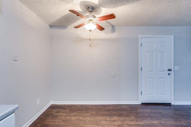 Building Photo - $775 - 2BR Priced as a 1BR! + $99 Move in Special!