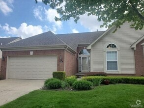 Building Photo - 4198 Gardenia Dr