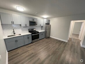 Building Photo - 5 N Dryden Pl