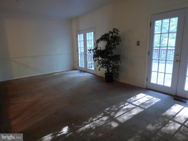 Foto del edificio - 7710 Blueberry Hill Ln