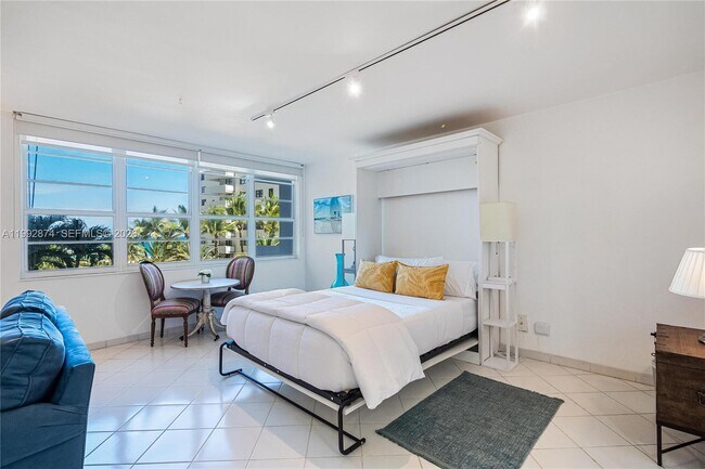 Foto del edificio - 100 Lincoln Rd