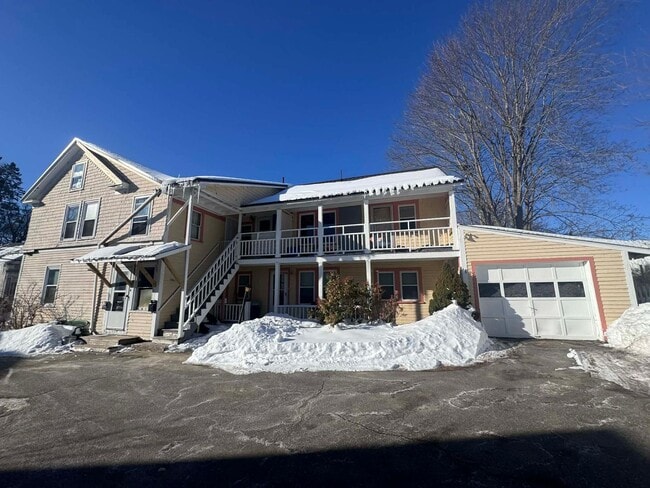 Building Photo - Paluska