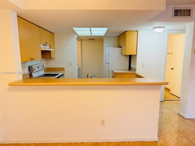 Foto del edificio - 9266 W Atlantic Blvd