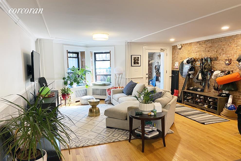 Foto principal - 773 Union St