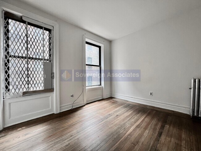 Building Photo - 184 Claremont Avenue
