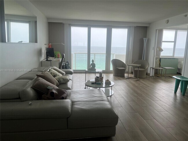 Building Photo - 9195 Collins Ave