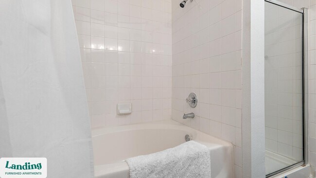 Foto del edificio - 15450 Farm to Market Rd 1325