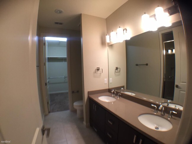 Foto del edificio - 1008 E Dove Ave