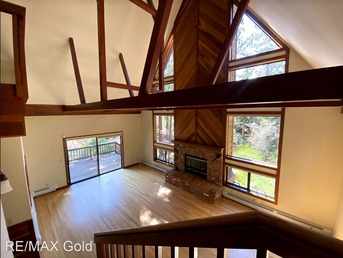 Primary Photo - 4 br, 3 bath House - 1660 Pine Cone Circle
