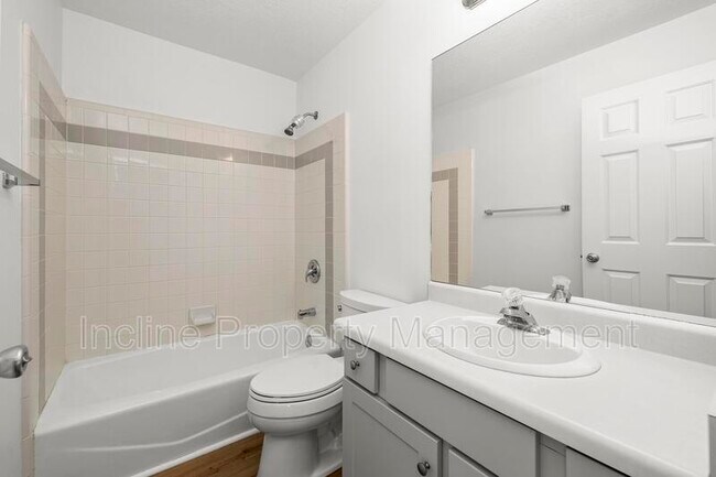 Foto del edificio - 1215 N 250 W