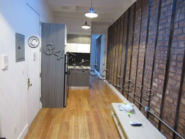 Foto del edificio - 31 Montrose Ave