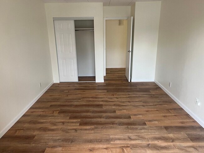 Foto del edificio - 185 Quincy Shore Dr