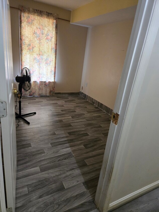 Foto principal - 3912 9th St S