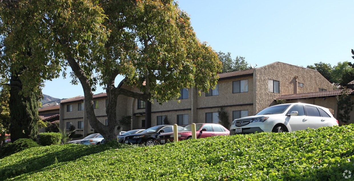 Glendora Hacienda Apartments Glendora, CA