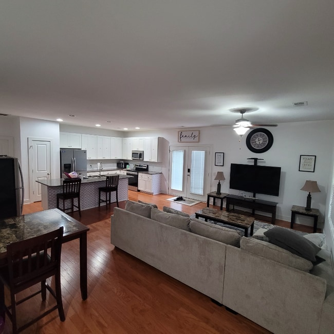 Building Photo - 8180 S Antler Dr