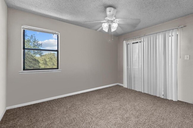 Building Photo - 2510 San Gabriel St