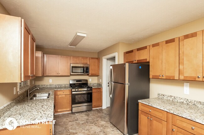 Building Photo - 2401 3 Bars Dr