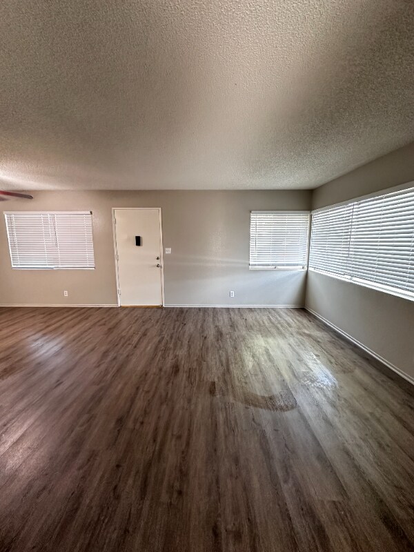 Building Photo - 5305 Tyler Ave
