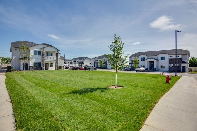 Foto del edificio - 923 Rigby Ln