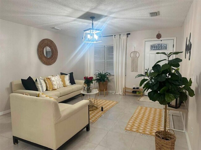 Foto del edificio - 7502 Melaleuca Ln