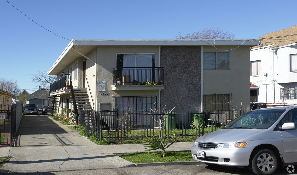 Primary Photo - 2324 9th St