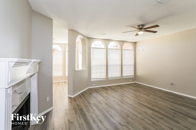 Foto del edificio - 5210 Orlando Cir