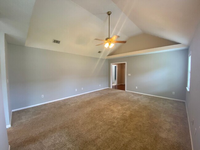 Foto del edificio - 306 Strawbridge Ln